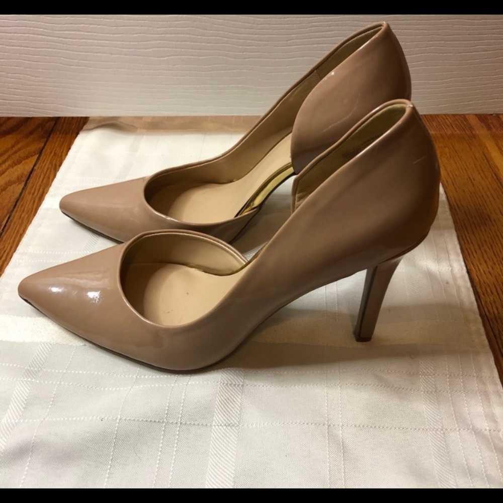 Merona Nude Tan Patent Heels w Pointed Toe Sz 8.5 - Picture 4 of 7